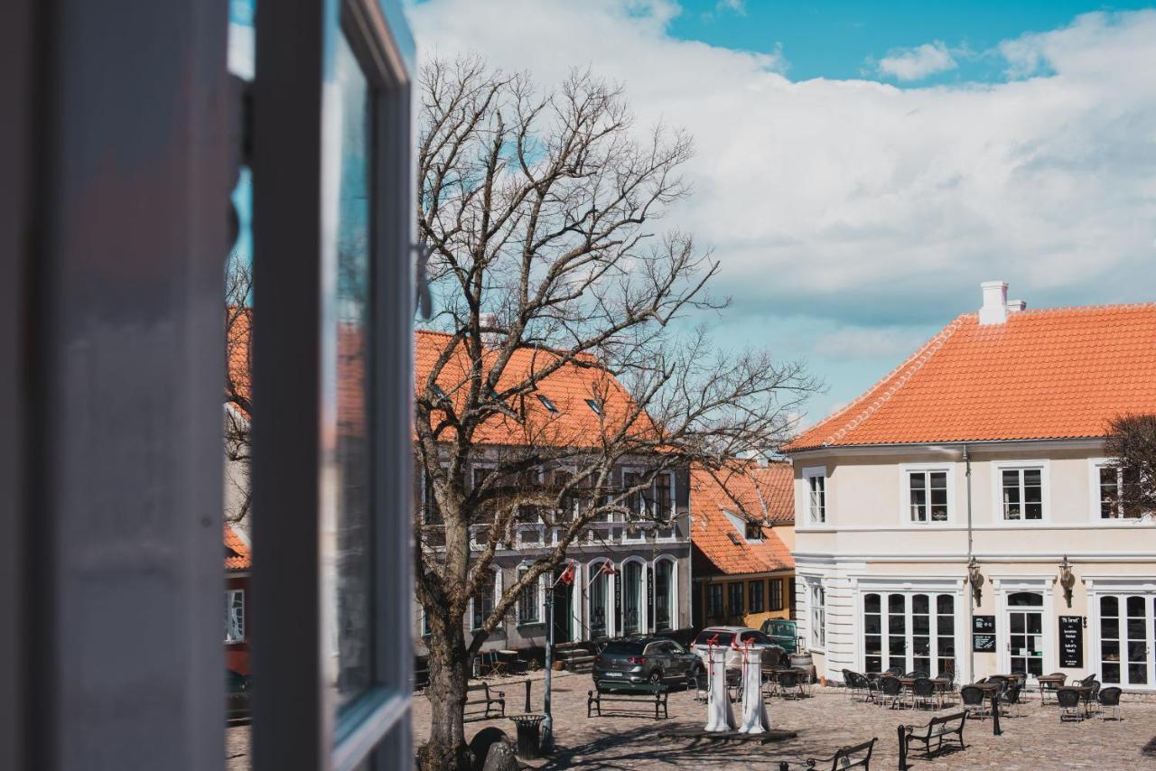 לינה וארוחת בוקר Ærøskøbing Kjobing Manor מראה חיצוני תמונה