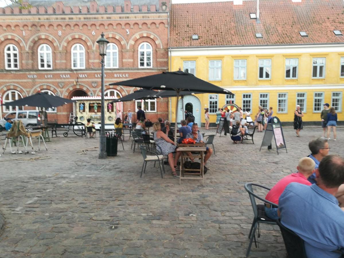לינה וארוחת בוקר Ærøskøbing Kjobing Manor מראה חיצוני תמונה